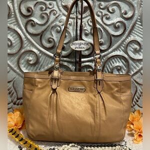 COACH Leather Pleated East West Gallery Tote Tan Metallic 16565 GUC!